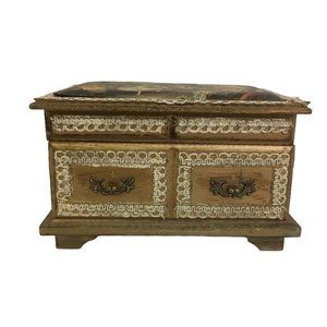 Vintage PRESTIGE Japan Jewelry box with renaissance scene on lid - beautiful old